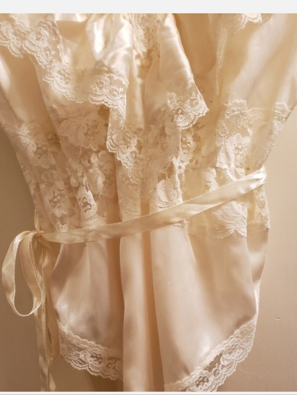 Vintage 80s Silky Lace-Trim Ivory Teddy Lingerie Size L